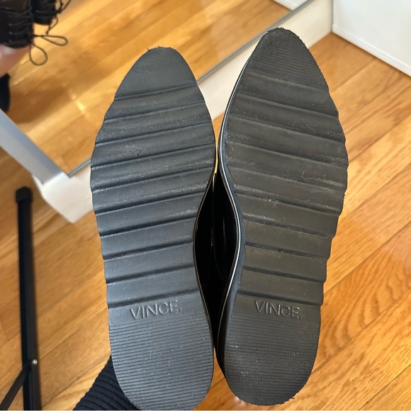 Vince Alanis Black Patent Leather Pointed Toe Oxford Loafers — Size 6 - Picture 9 of 9